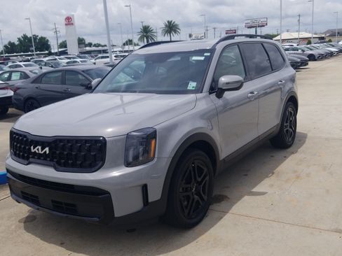 Used 2024 Kia Telluride EX X-Line AWD/4WD image 3
