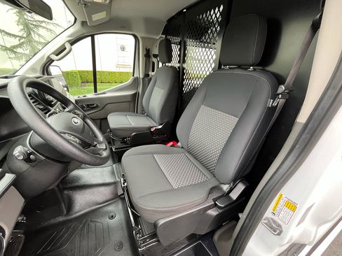 Used 2024 Ford Transit 250 Low Roof w/ Exterior Upgrade Package RWD image 17