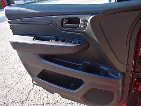 Used 2024 Honda Odyssey Sport image 39