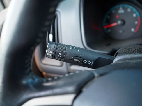 Used 2015 Chevrolet Colorado Z71 RWD image 32