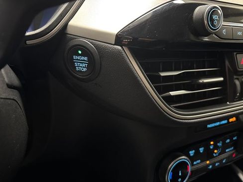 Used 2022 Ford Escape SEL w/ Technology Package image 46