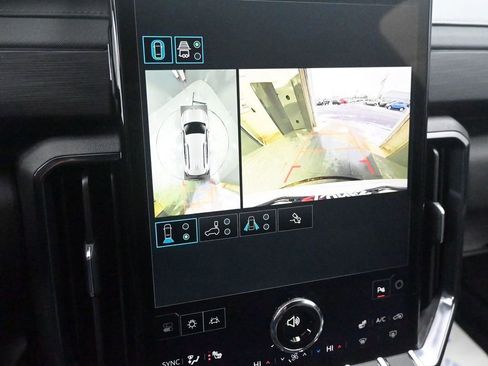 Used 2026 GMC Acadia AT4 image 37