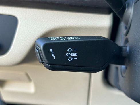 Used 2022 Audi Q5 2.0T Premium Plus w/ Premium Plus Package image 32