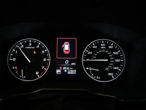 Certified 2025 Subaru Outback Touring XT image 2