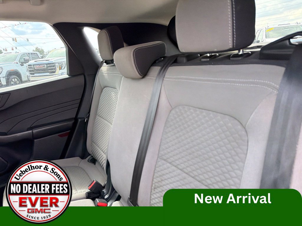 Used 2022 Ford Escape SE w/ SE Sport Appearance Package AWD/4WD image 17