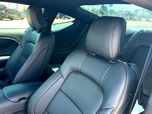 Used 2026 Ford Mustang Premium RWD image 7