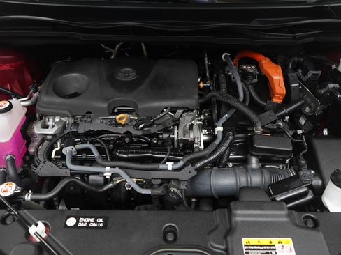 Used 2021 Toyota Sienna XLE image 31