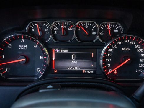 Used 2015 GMC Yukon XL SLT w/ Open Road Package RWD image 22