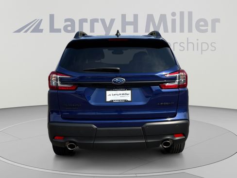 Certified 2026 Subaru Ascent Premium AWD/4WD image 4