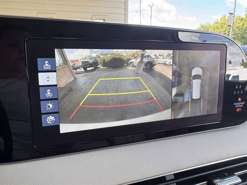 Used 2021 Hyundai Palisade Calligraphy image 33