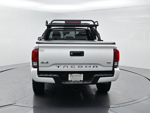 Used 2023 Toyota Tacoma SR AWD/4WD image 19