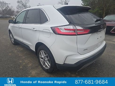 Used 2024 Ford Edge SEL image 2