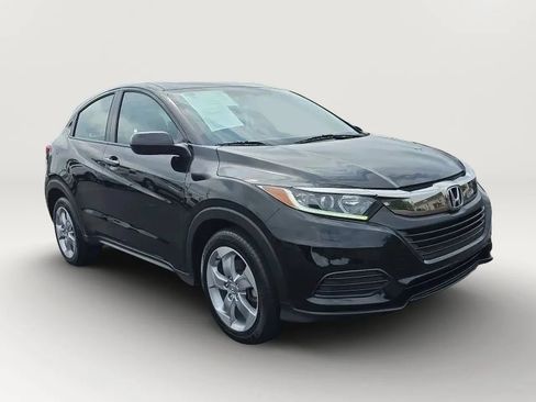 Used 2019 Honda HR-V LX image 3