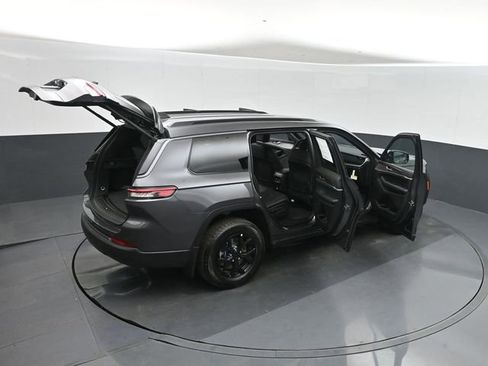 New 2026 Jeep Grand Cherokee L 4WD image 34