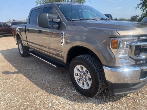 Used 2021 Ford F250 XL w/ STX Appearance Package image 3