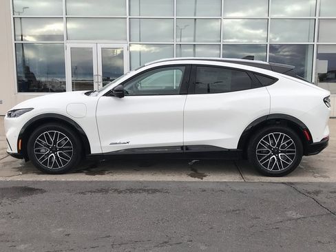 New 2024 Ford Mustang Mach-E Premium image 5