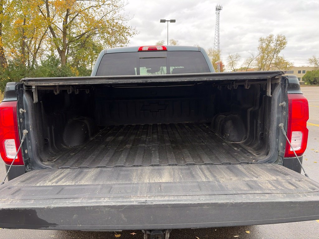 Used 2017 Chevrolet Silverado 1500 LTZ w/ LTZ Plus Package AWD/4WD image 12