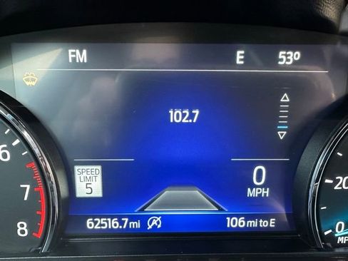 Used 2023 Ford Explorer Limited image 6