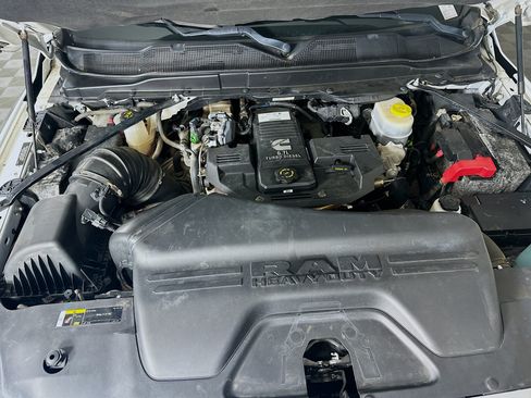 Used 2020 RAM 2500 Big Horn AWD/4WD image 30