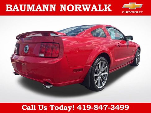 Used 2007 Ford Mustang GT RWD image 7