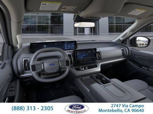 New 2026 Ford Expedition Max Active image 10