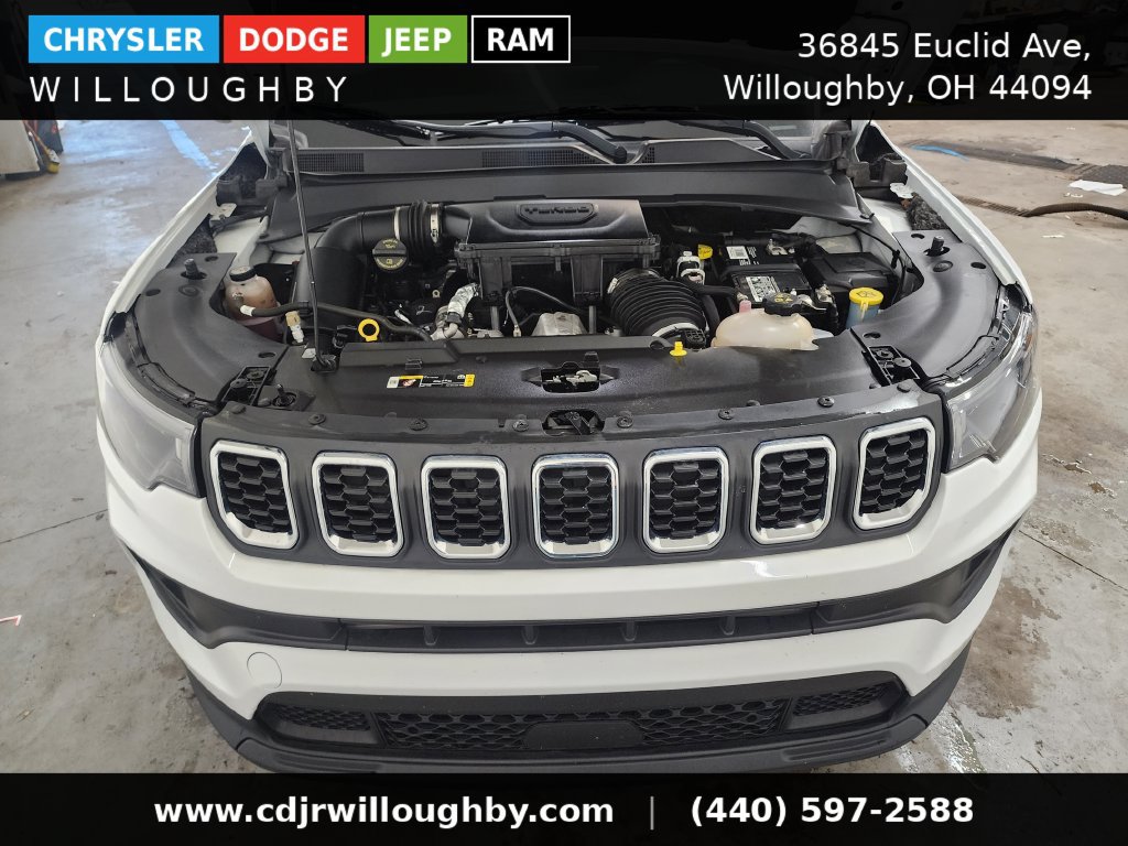 Used 2024 Jeep Compass Latitude AWD/4WD image 35