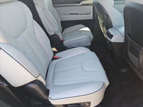 Used 2024 Hyundai Palisade SEL image 12