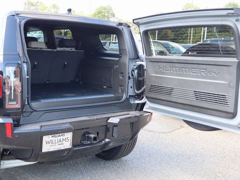 New 2026 GMC Hummer EV SUV AWD/4WD image 22