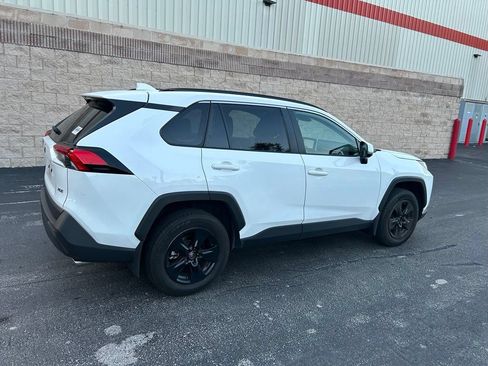 Used 2025 Toyota RAV4 XLE w/ Convenience Package FWD image 6