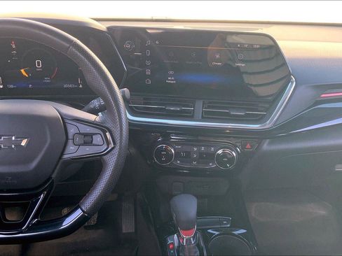 Used 2024 Chevrolet Trax RS w/ Driver Confidence Package image 6