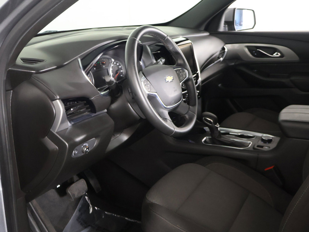 Used 2023 Chevrolet Traverse LT AWD/4WD image 23