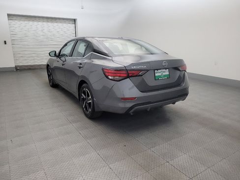 Used 2025 Nissan Sentra SV FWD image 5