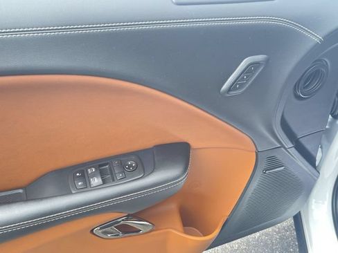 Used 2021 Dodge Challenger SRT Hellcat RWD image 23