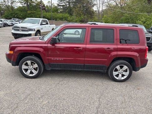 Used 2014 Jeep Patriot Limited AWD/4WD image 18