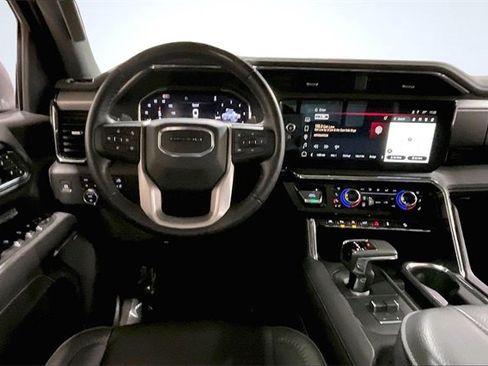 Used 2025 GMC Sierra 1500 Denali image 5
