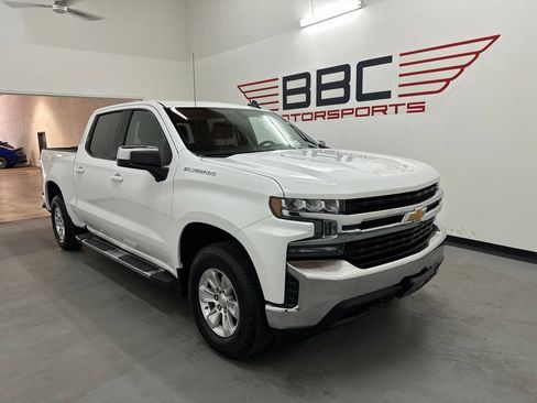 Used 2022 Chevrolet Silverado 1500 LT w/ Bed Protection Package AWD/4WD image 1