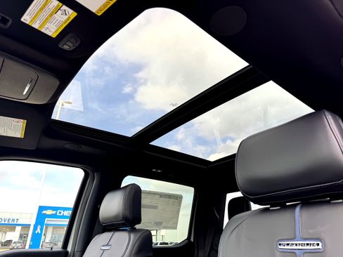 Used 2026 Ford F250 Platinum image 14