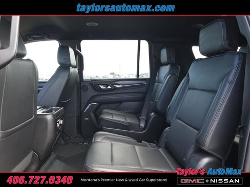Used 2022 GMC Yukon XL Denali image 7