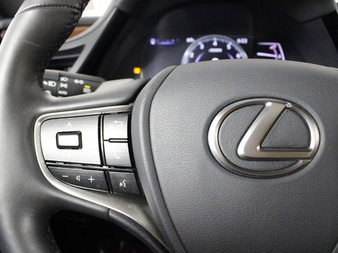 Used 2024 Lexus ES 350 w/ Premium Package image 23