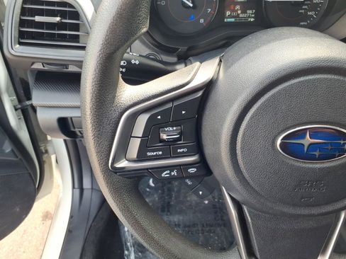 Used 2022 Subaru Crosstrek 2.0i image 18