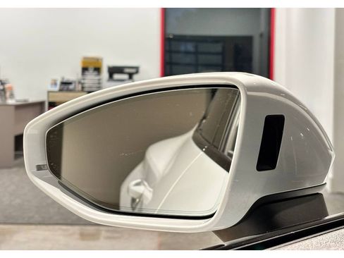 Used 2023 Audi e-tron GT Prestige w/ Prestige Package image 35