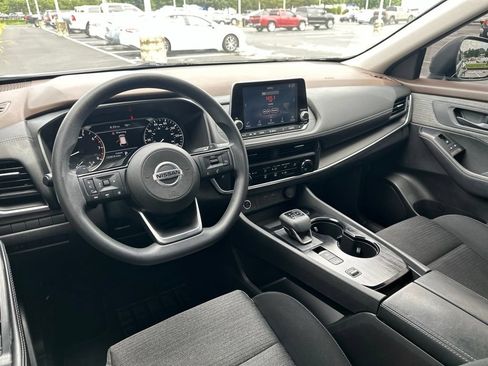 Used 2021 Nissan Rogue S FWD image 26