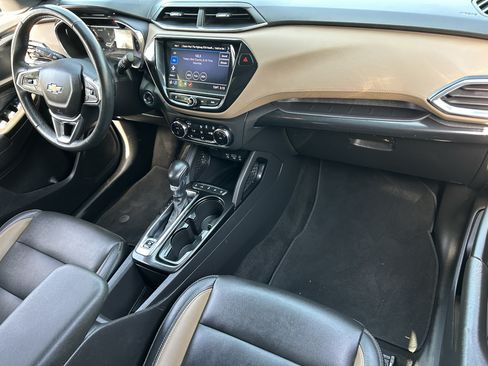 Used 2022 Chevrolet TrailBlazer ACTIV w/ Convenience Package FWD image 10