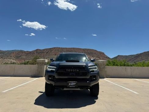 Used 2023 Toyota Tacoma TRD Pro AWD/4WD image 5