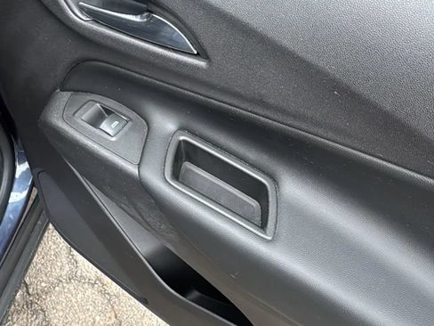 Used 2019 Chevrolet Equinox LT AWD/4WD image 18