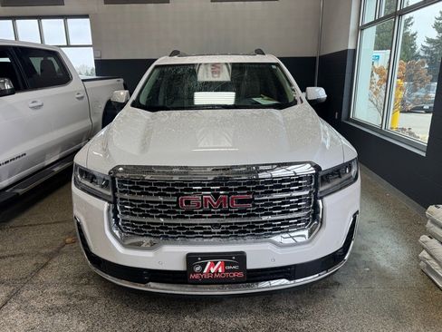 Used 2023 GMC Acadia Denali w/ Denali Technology Package image 2