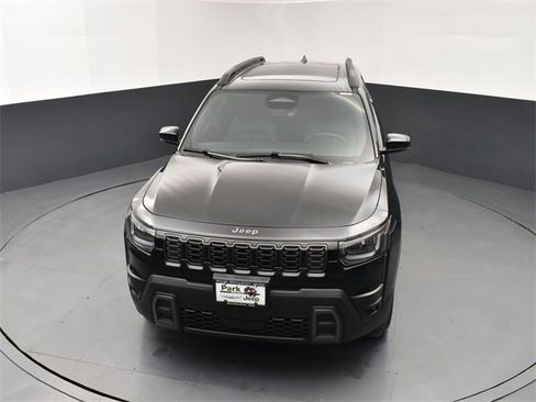 New 2026 Jeep Cherokee Limited image 9