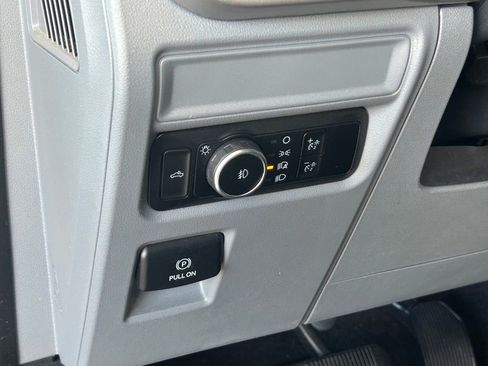 Used 2023 Ford F150 XLT image 35