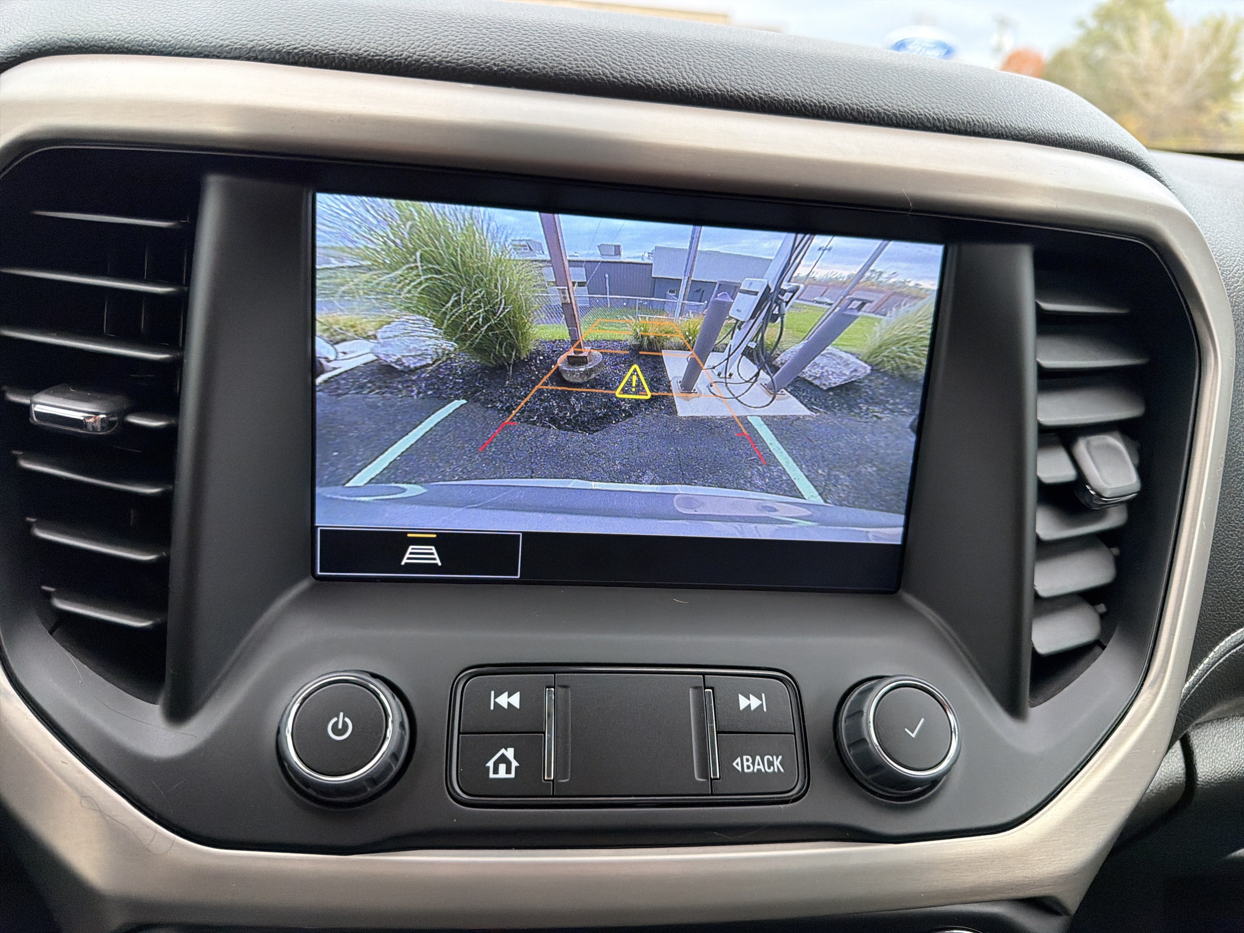 Used 2023 GMC Acadia Denali AWD/4WD image 21