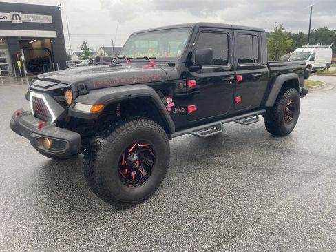 Used 2021 Jeep Gladiator Rubicon w/ Safety Group AWD/4WD image 2